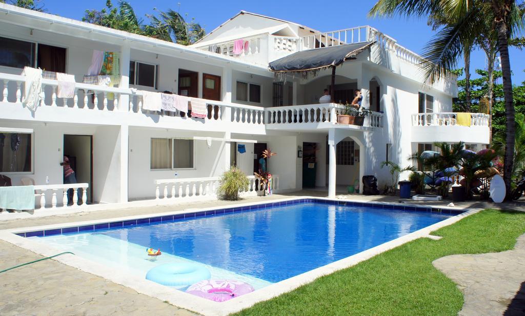 Hummingbird Cabarete Aparthotel Exterior photo